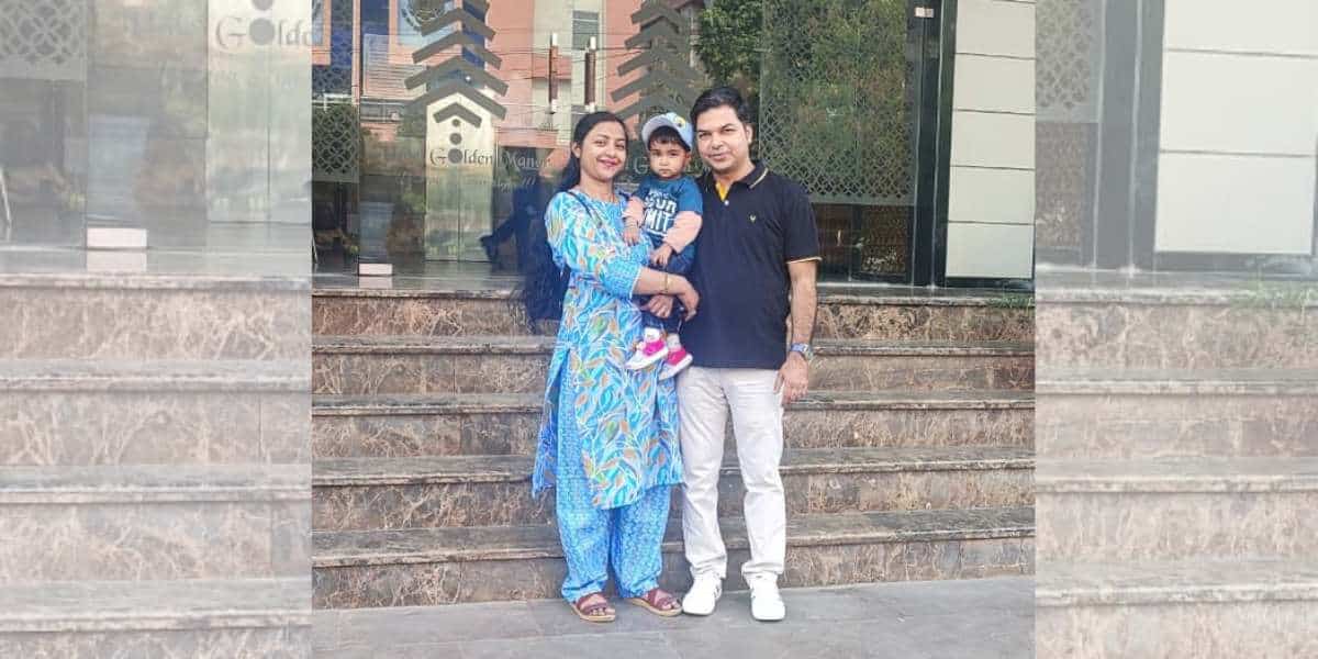 Mr & Mrs Deepak Kumar